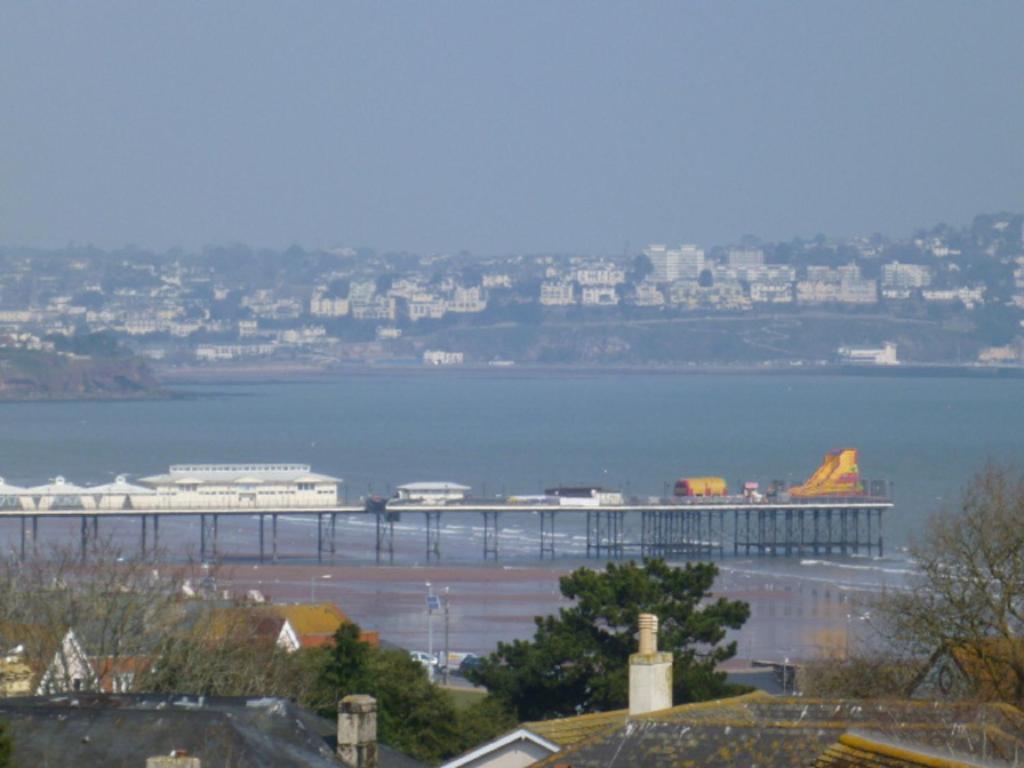 Two Beaches Paignton Room photo